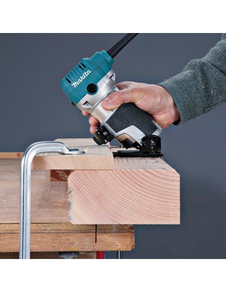 Makita RT0702CX3J Fresatrice verticale 710W, Ø pinza 6-8mm