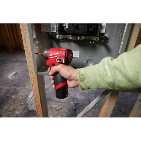 Milwaukee M12FID2-202X Avvitatori ad impulsi con 2 batterie Cod. 4933479877