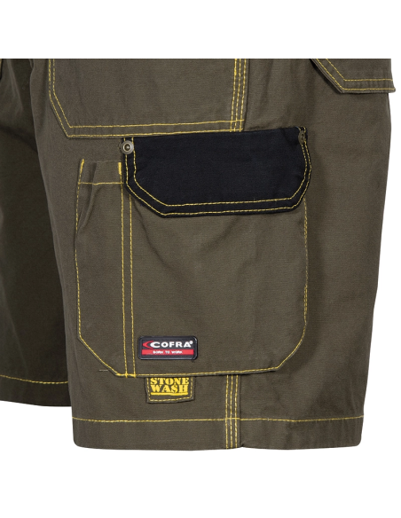 Pantalone corto Cofra colore fango