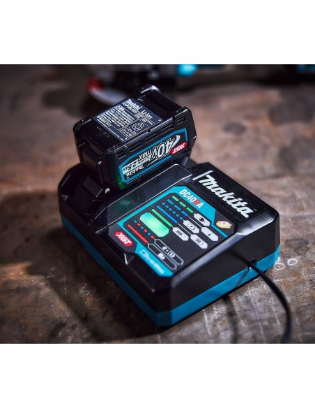 Caricabatterie XGT DC40RA Makita 40Vmax (Li-ion) **