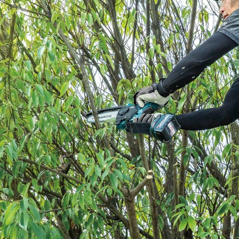 Makita UC029GZ02 Potatore a catena 15 cm XGT 40 V senza batteria