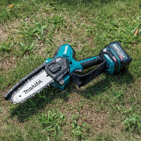 Makita UC029GZ02 Potatore a catena 15 cm XGT 40 V senza batteria