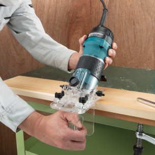 Rifilatore 3712 Makita, 530W - pinza 6mm, con base inclinabile 2
