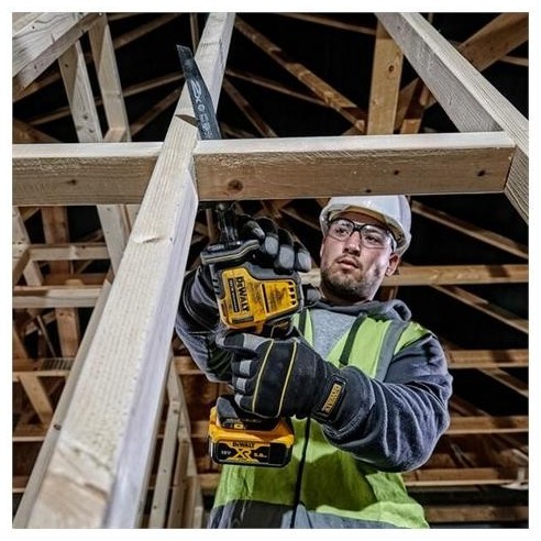 Dewalt DCS369N-XJ Seghetto universale XR 18V (in valigetta senza batterie e carica batteria)