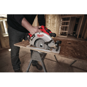 M18 BLCS66-502X Sega circolare per legno 66 mm M18™ Brushless Milwaukee 2