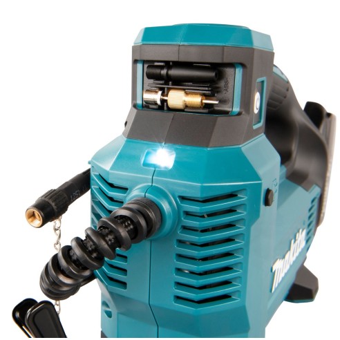 Compressore portatile LXT DMP181Z Makita 18V - 11,1 bar - 22L/min - 161psi (corpo macchina, senza valigetta)